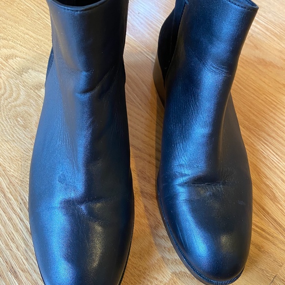 Cole Haan Womens Elion Bootie Black Leather 9 - Picture 2 of 5